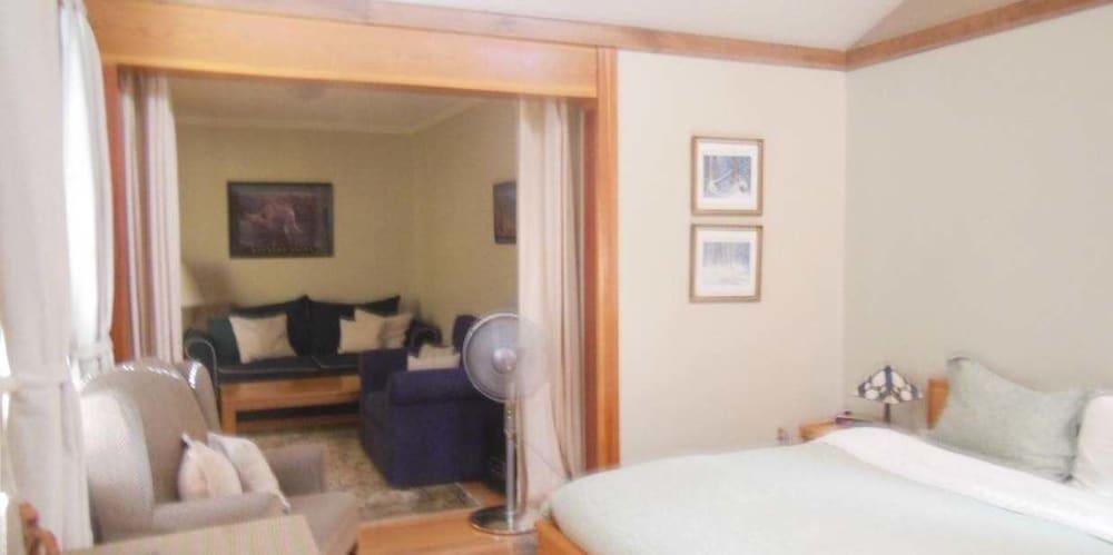 גולדן Kapristo Lodge מראה חיצוני תמונה
